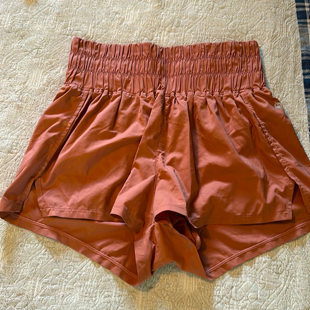 Popflex blogilates high waisted shorts